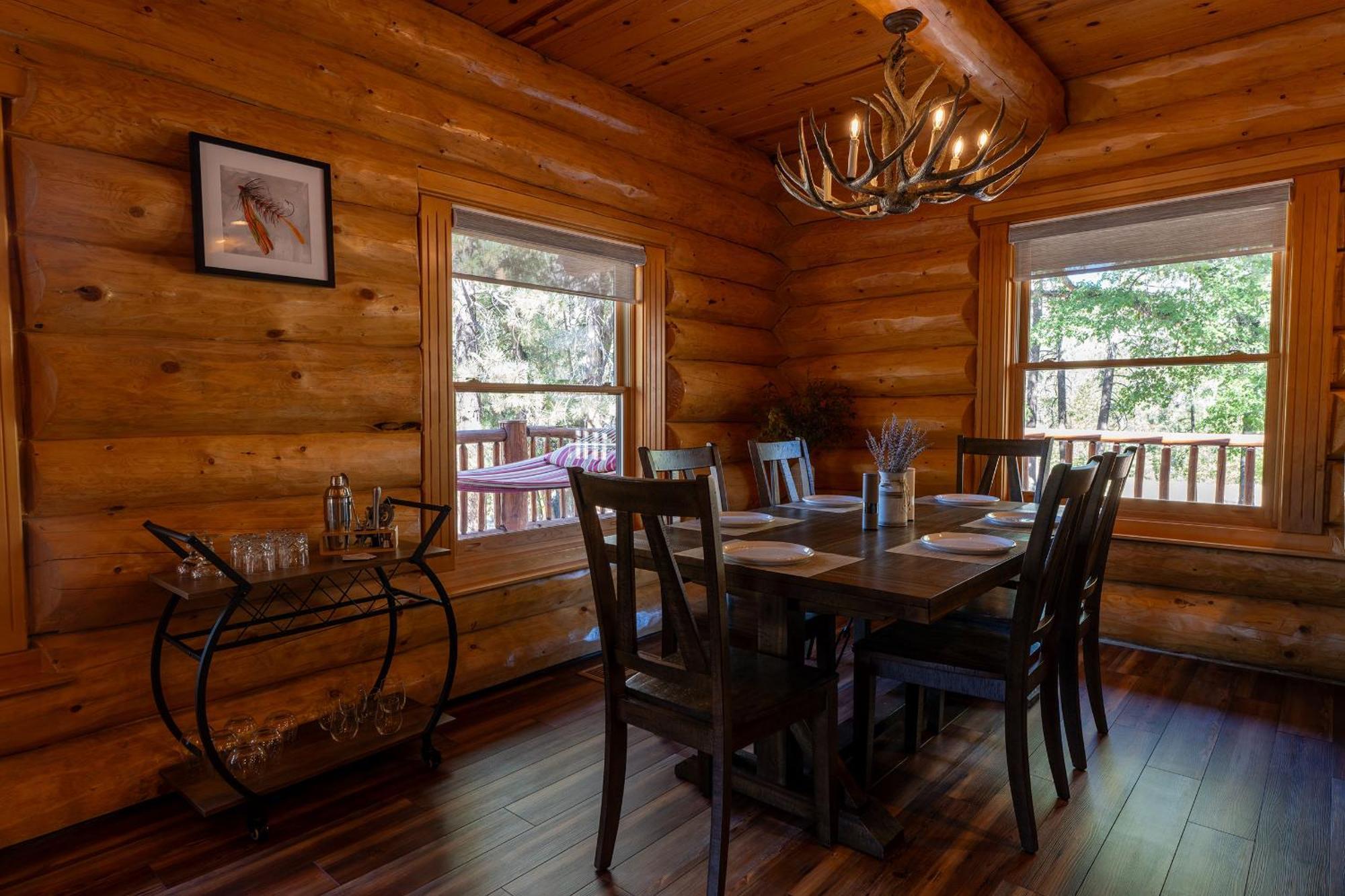 Peppermint Falls Ranch Ponderosa ภายนอก รูปภาพ