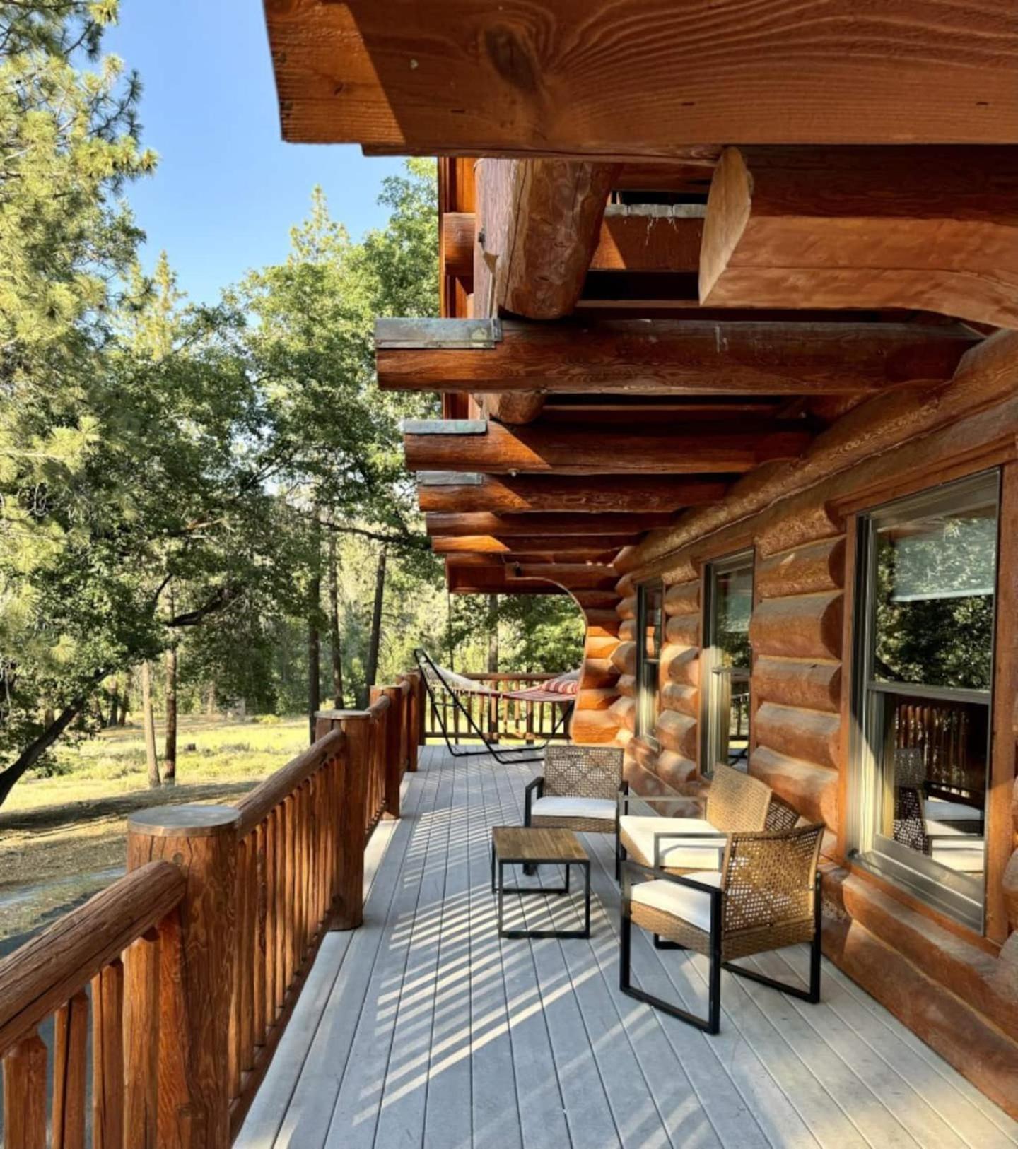Peppermint Falls Ranch Ponderosa ภายนอก รูปภาพ